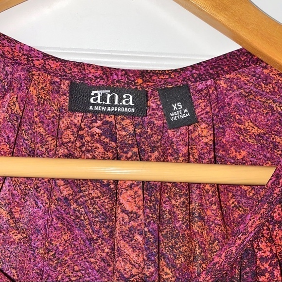 A.n.a Long sleeve sheer tunic blouse Size XS - Picture 6 of 11